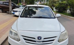 14年长安悦翔v3二手车多少钱(14年长安悦翔v5二手车价格是怎么样的？)