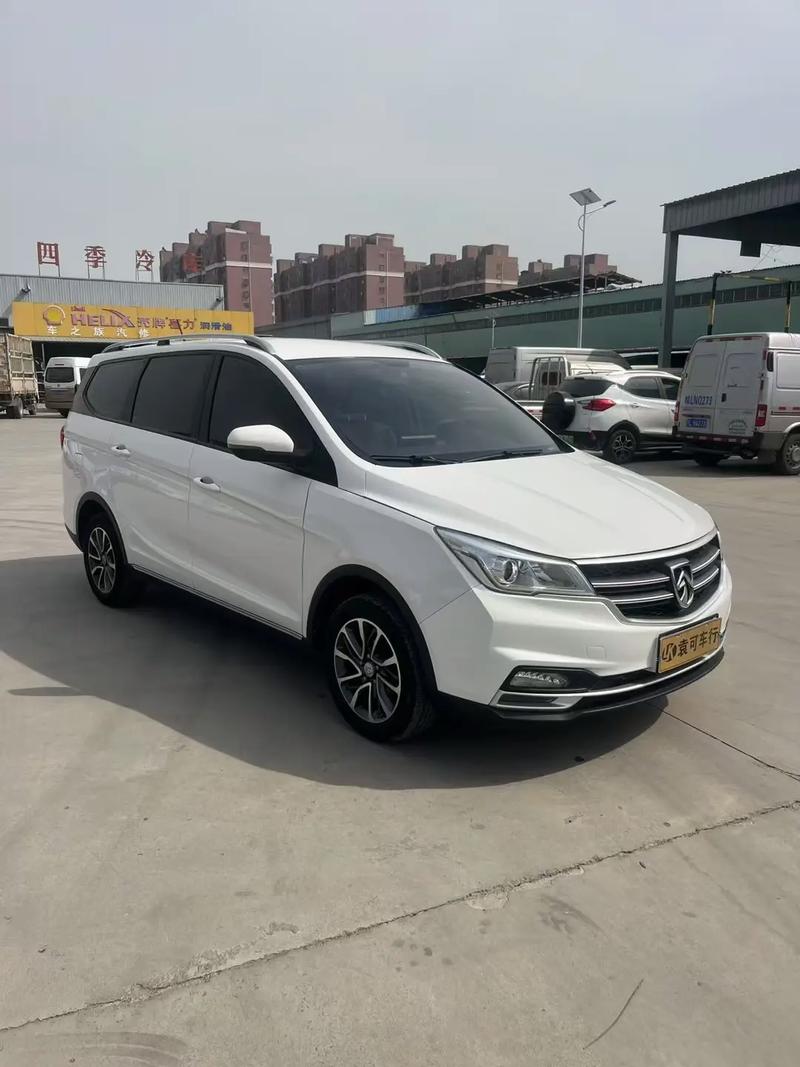 新款宝骏2021款图片 新款宝骏轿车图片