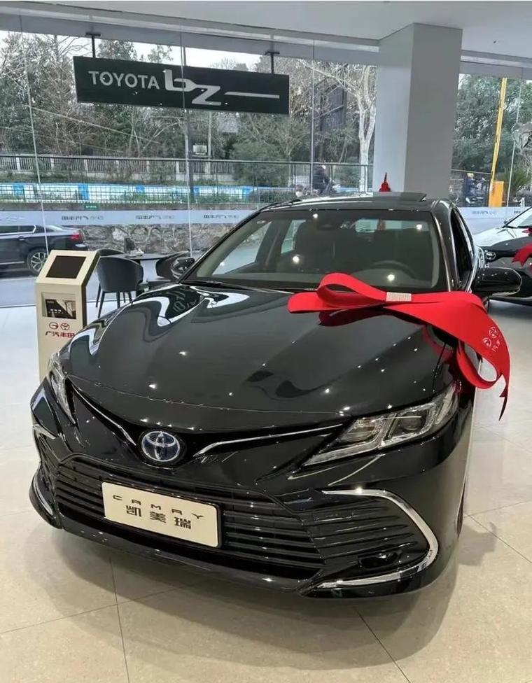 女生开凯美瑞是不是太大了,女生开凯美瑞是不是太大了呀