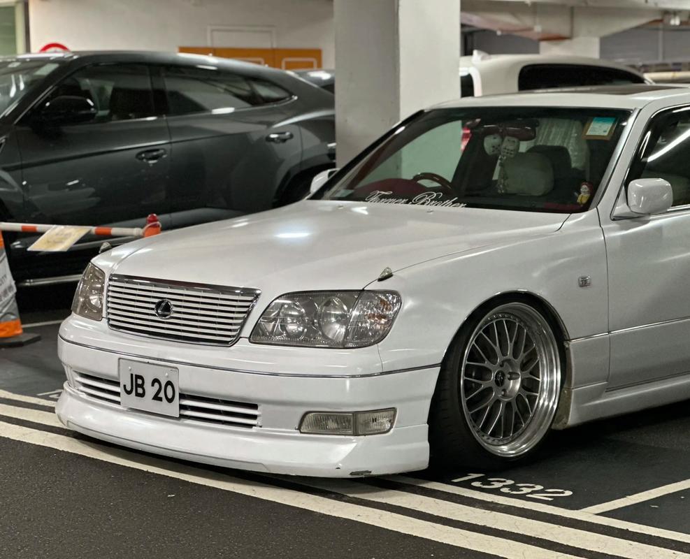 凌志ls400/凌志LS400