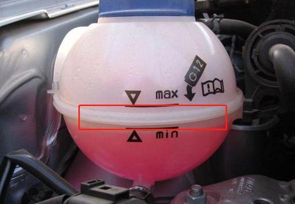 防冻液多少才是正常图/防冻液多少为正常