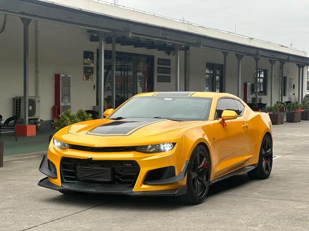 科迈罗和雪佛兰的区别/雪佛兰和科迈罗挺像的新车型