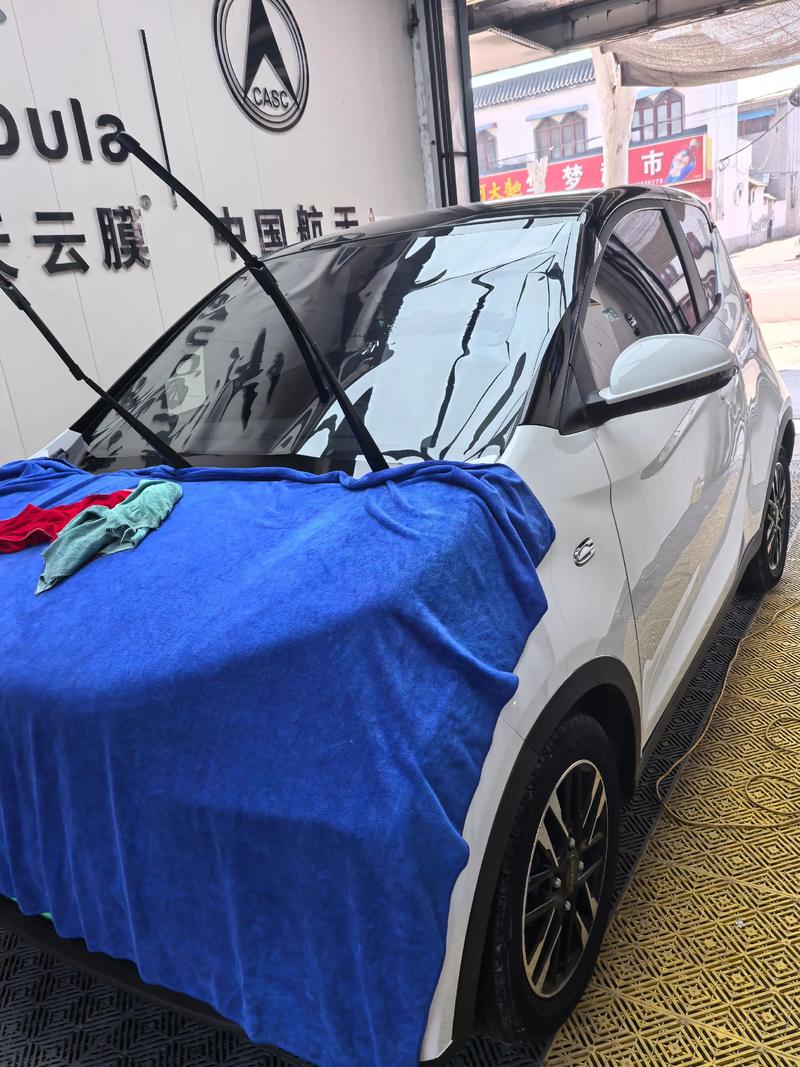 汽车玻璃有必要贴膜吗 汽车玻璃膜贴什么牌子性价比高