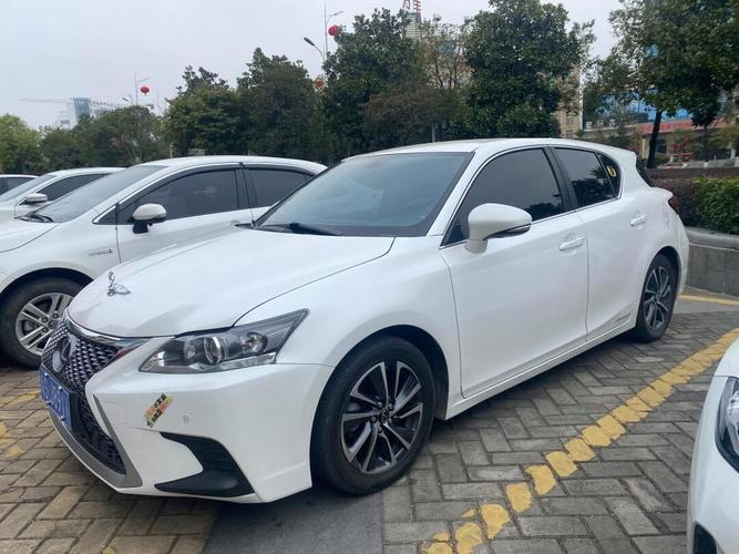 凌志ct200多少钱,2020款凌志ct200