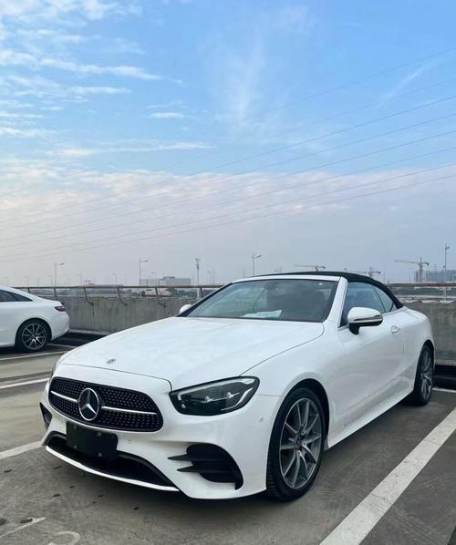 奔驰e级coupe双门 奔驰e级coupe双门轿跑车胎压多少