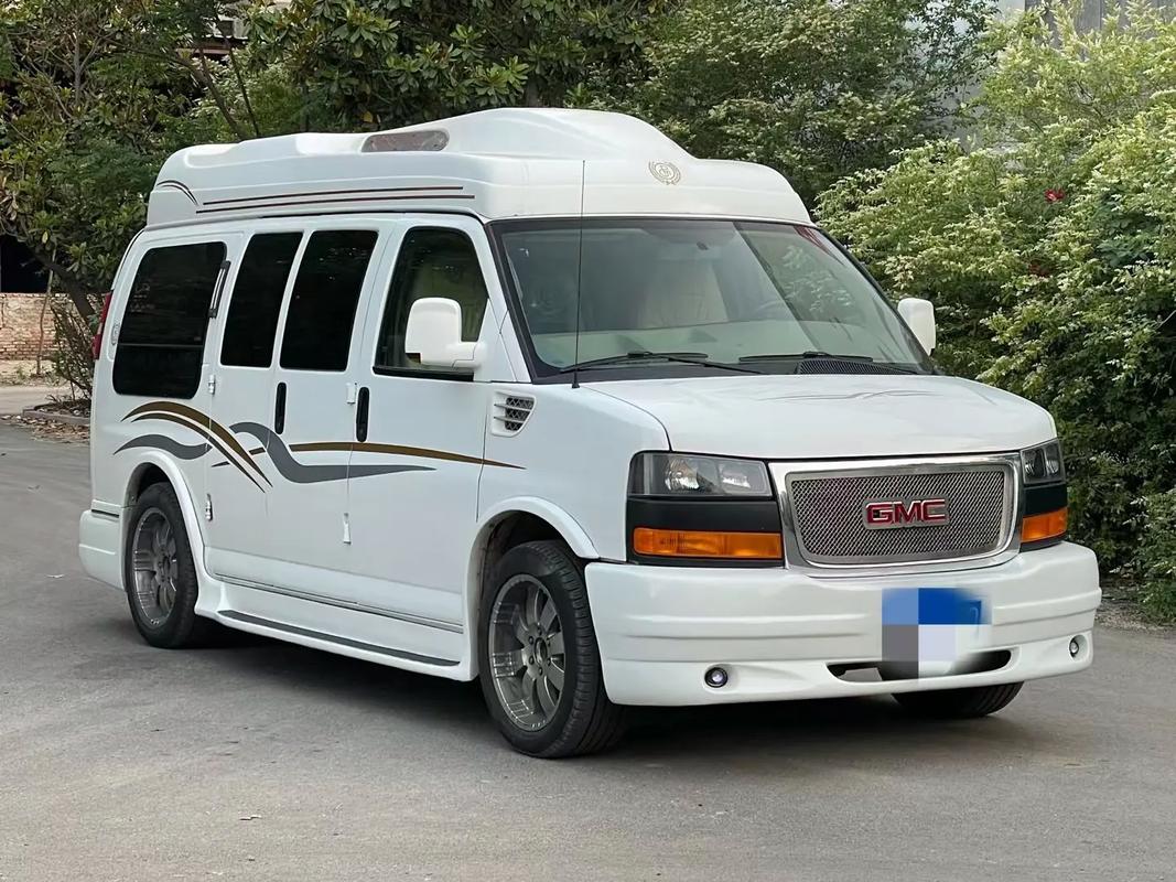 商务车价格及图片/gmc七座商务车价格及图片