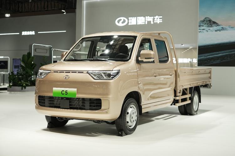 瑞驰汽车 瑞驰汽车图片