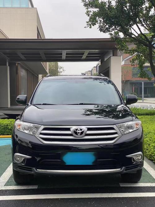 13年的汉兰达现在能卖多少钱(13年汉兰达当时提车价格)