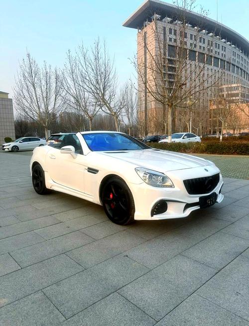 【二手奔驰slk200敞篷值得买吗,二手奔驰slk敞篷跑车】